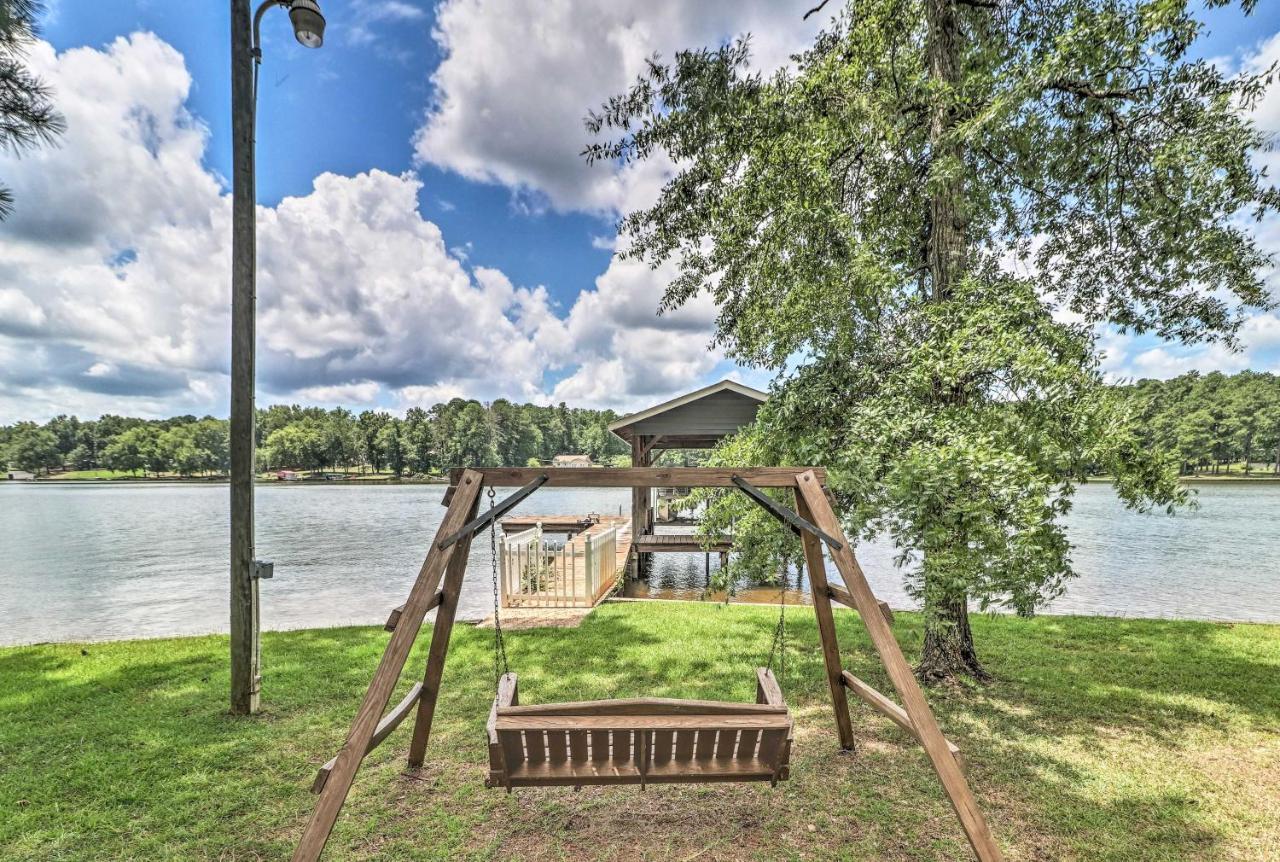 Waterfront Lake Sinclair Home With Boat Dock! ミリッジビル エクステリア 写真